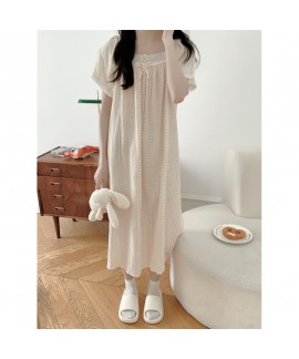 2025 Korean-Style Floral Lace Trim Nightgown – Relaxed Loungewear for Cozy Comfort
