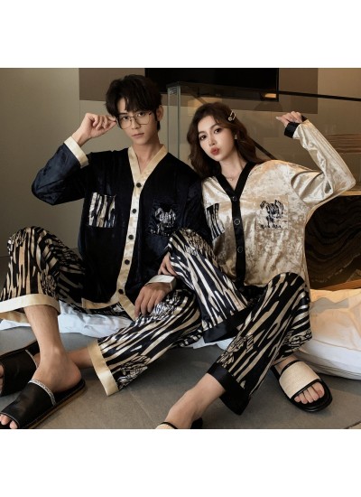 New Spring Autumn Golden Velvet Women's Pajamas 2023 Long-Sleeved Internet Celebrity Couple Fashion Large Flowers Wearable Home Clothes