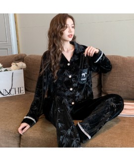 New Spring and Autumn Golden Velvet Women's Sleepwear, 2023 Long Sleeve Fashion Large Flower Can be Worn Out Home Wear