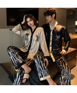 New Spring Autumn Golden Velvet Women's Pajamas 2023 Long-Sleeved Internet Celebrity Couple Fashion Large Flowers Wearable Home Clothes