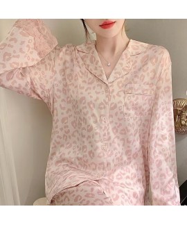 Ice Silk Pajama Set for Women in 2023 New Arrival with Pink Leopard Sleeve in Temperament for Outdoor Wear with Hairband and Hairtie Gift