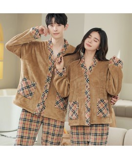 Coral velvet plus velvet plaid coffee color couple pajamas can be worn outside