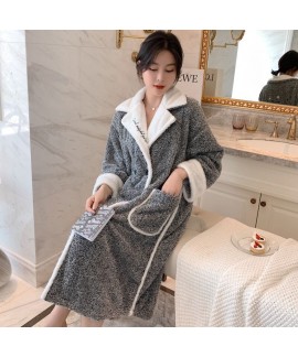 Cute Embroidery Cationic Ladies Flannel Nightdress For Autumn And Winter