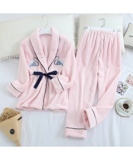 Long Sleeve Sweet Lapel Warm Flannel Ladies Pajama Set