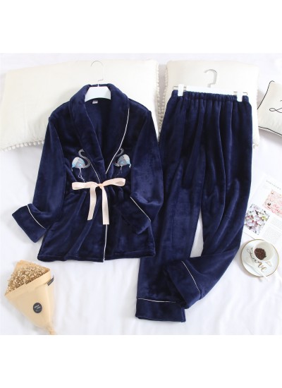 Long Sleeve Sweet Lapel Warm Flannel Ladies Pajama Set