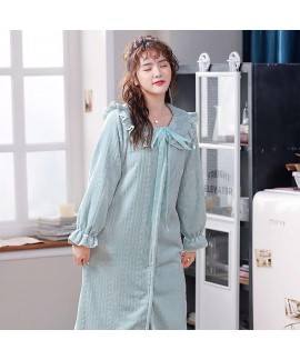 New Fashion Lace Flannel Nightdress For Winter