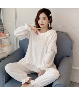 Warm Pullover Round Neck Long Sleeves Thick Lace Flannel Ladies Pajamas