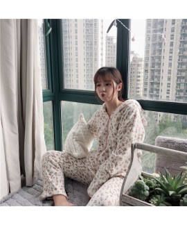 New Leopard Hooded Warm Wearable Flannel Women's Pajamas Set For Winter