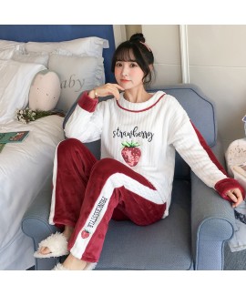 New Flannel Long Sleeve Strawberry Pattern Ladies Pajama Set For Winter