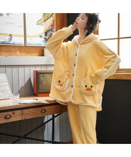 Thickened Flannel Ladies Pajama Suit For Spring And Autumn