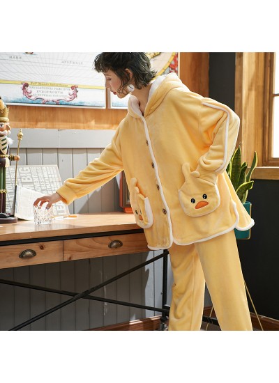 Thickened Flannel Ladies Pajama Suit For Spring And Autumn