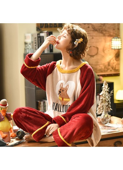 Thickened Orange Flannel 280g Loose Ladies Pajama Suit For Spring And Winter