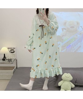 Autumn and Winter Sweet Princess Heart-shaped Print Loose Women's Long Flannel Nightgown