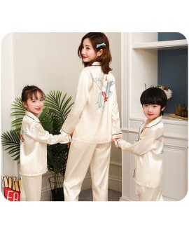 Simulation silk cute cartoon lapel family mother and child home service suit