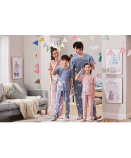 Parent-child pajamas a family of three cotton shor...