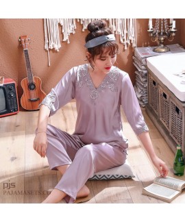 Ice Silk pajamas for middle-aged women in spring and summer