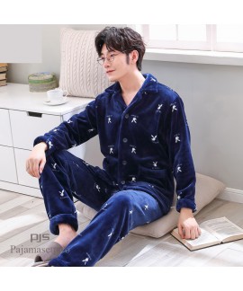 New male's flannel pajama set Comfy sleepwear for men