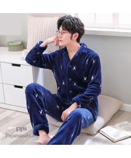 New male's flannel pajama set Comfy sleepwear for men