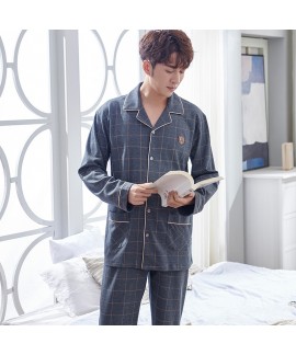 Long-sleeved men's Plaid autumn and winter cotton cardigan Lapel middle-aged pajamas can be worn outside pyjamas