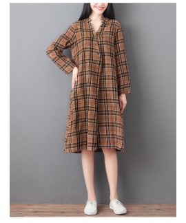 Amazon autumn new cotton and linen plaid print mid-length women night skirt loose and thin pajama long-sleeved nightdress Wholesale