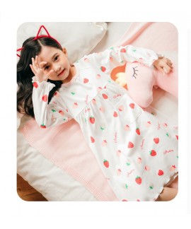 Cotton girls nightdress strawberry thick home service Wholesale and Retail