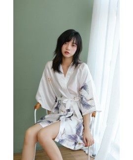 Ice Silk Nightgown Female Thin Section Silk Long Bathrobes Crane Pajamas Sexy Nightgown