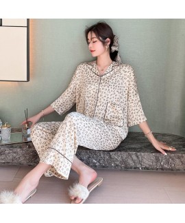 Silk-Like Daffodil 3/4 Sleeve Trousers Lapel Pajama Set