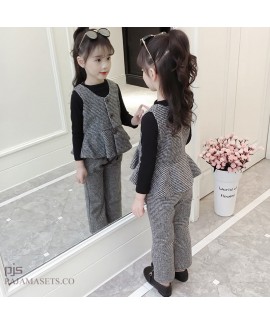 New girls three set of pajamas for spring comfy long sleeve checker pajamas female