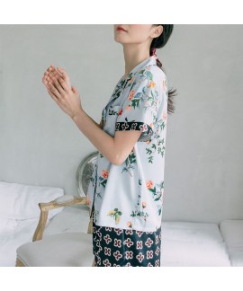 Short sleeve silk like Pajama set printed sexy sleepwear