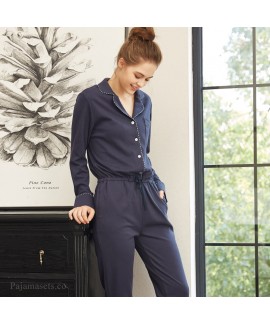 One piece long sleeve women's cotton pajamas can be worn outside