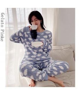 Coral fleece clouds stars winter pajamas women's warm comfortable sleepwear